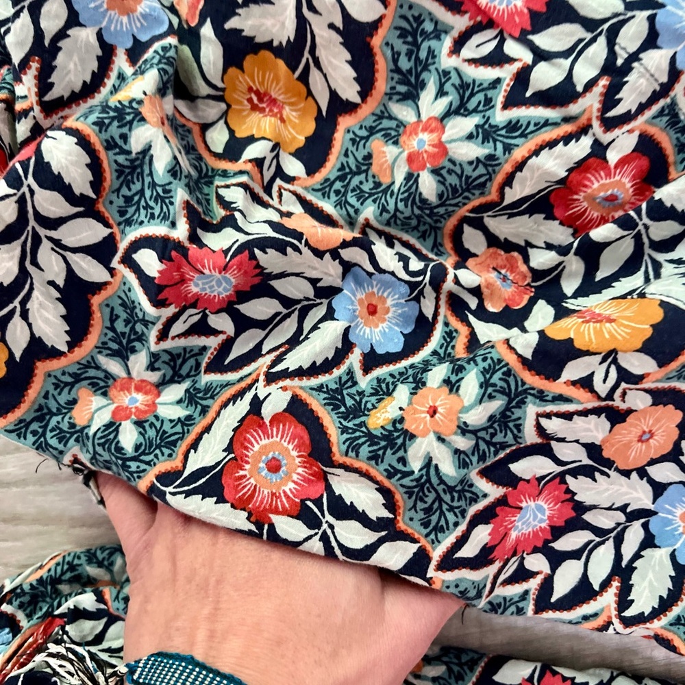 Universal Thread | Floral Button Up Peasant Sleev… - image 4